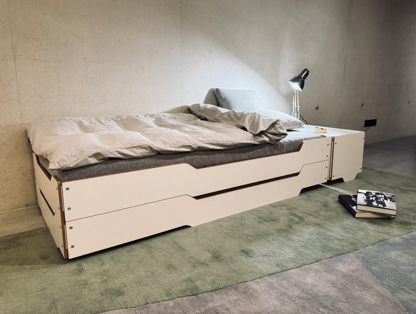 dieStapelliege "Standard Set" inkl. 2x Matratzen und Lattenroste