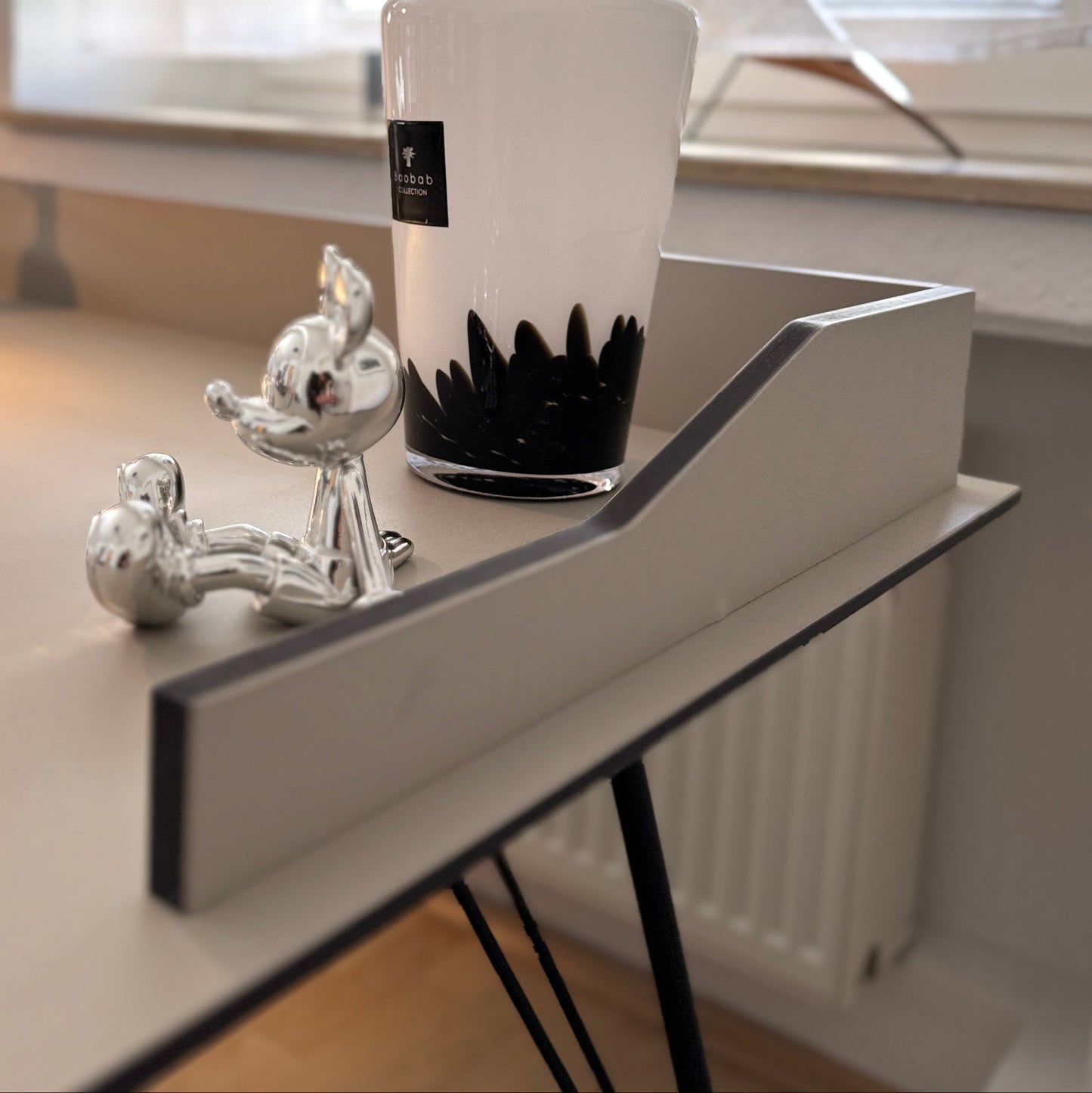 derSekretär Linolium/ MDF schwarz durchgefäbt