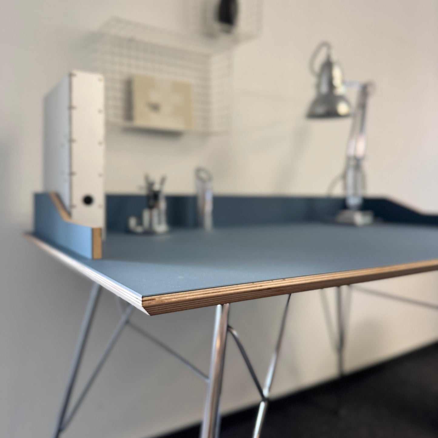 derSekretär Linolium/ Schichtholz Natur