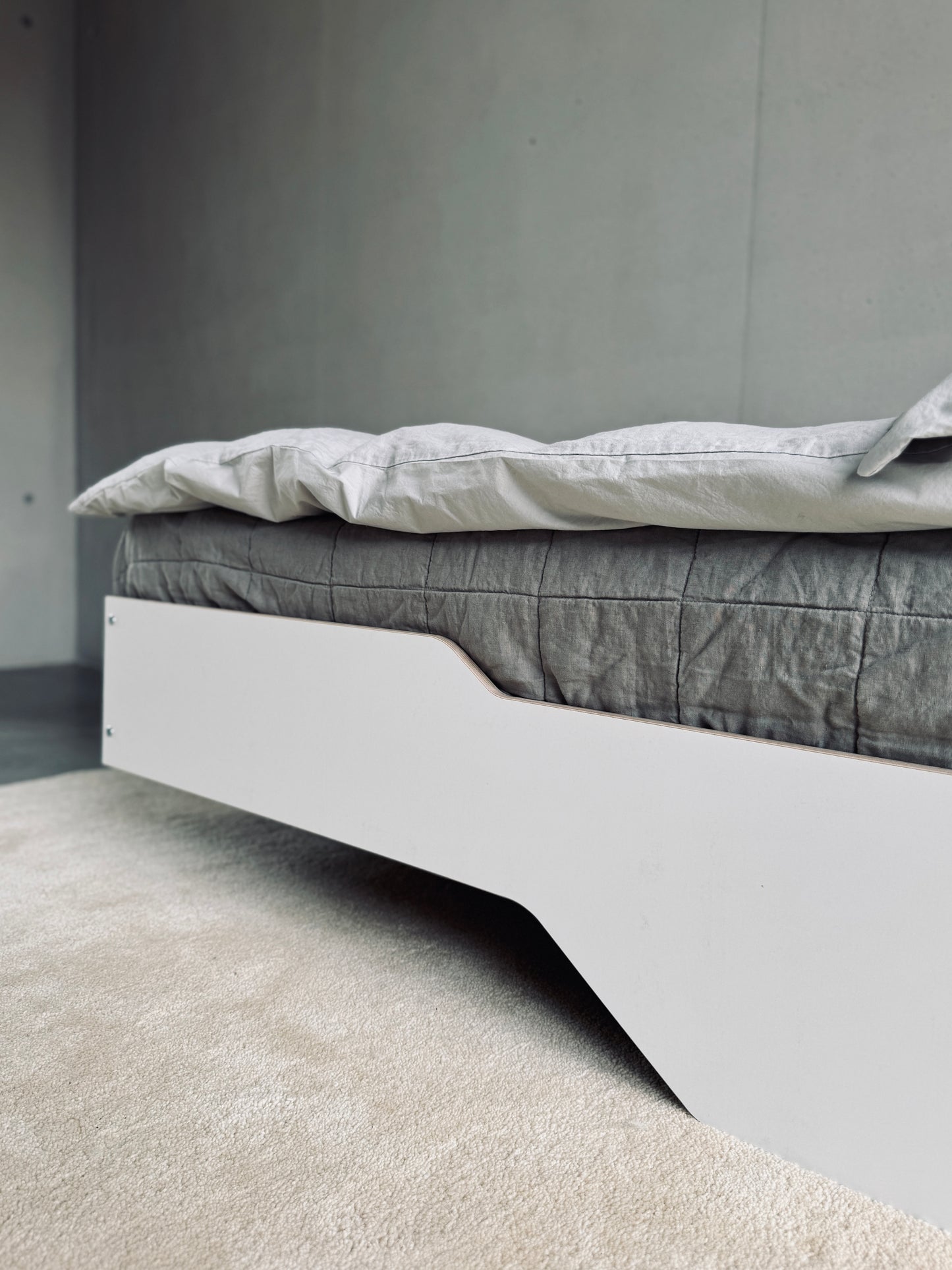 dasBett (Breite: 90 und 100 cm)