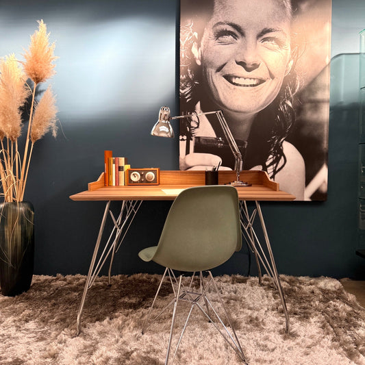 derSekretär Nussbaum